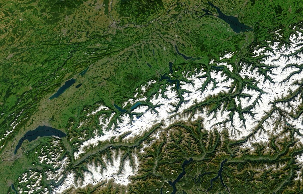 mapa de suiza satélite